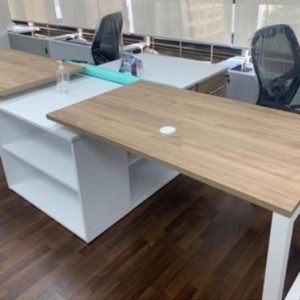 Workstation L2 model Desk