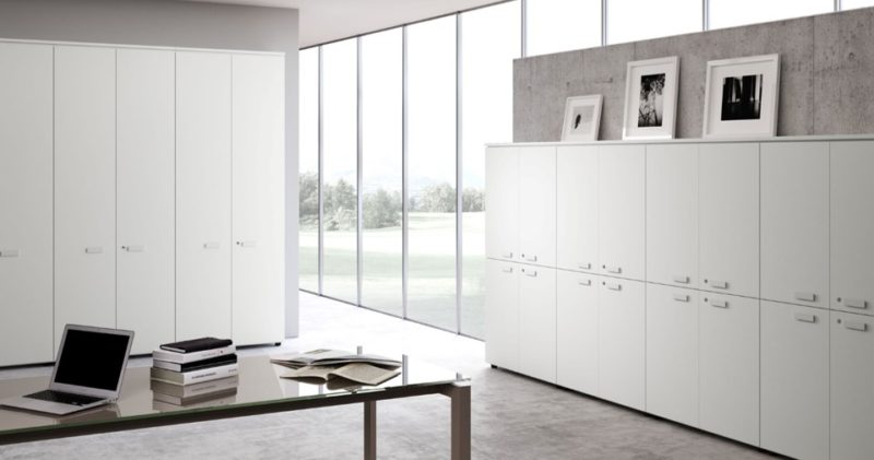 High Cabinet 4 wooden Doors
