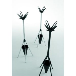 Vesti with umbrella holder
